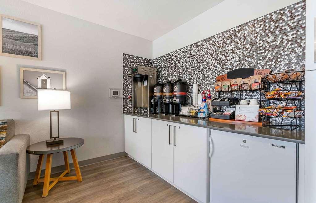 Extended Stay America Suites - Portland - East Fairview Restaurante foto